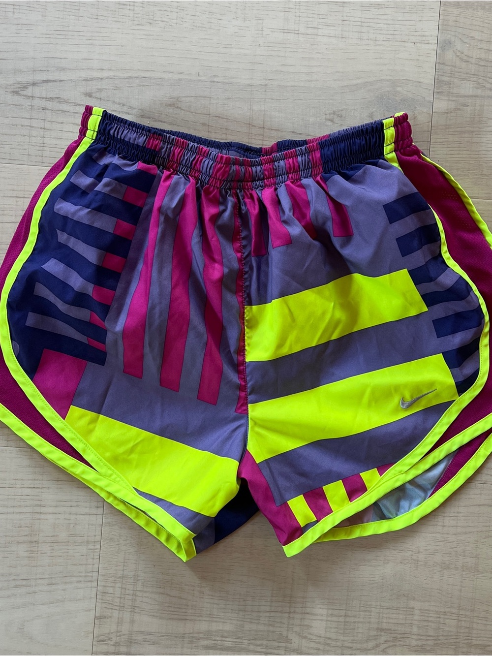 Nike Dri Fit Running Shorts Built-In Briefs Womens xs Colorful Geometric Pattern